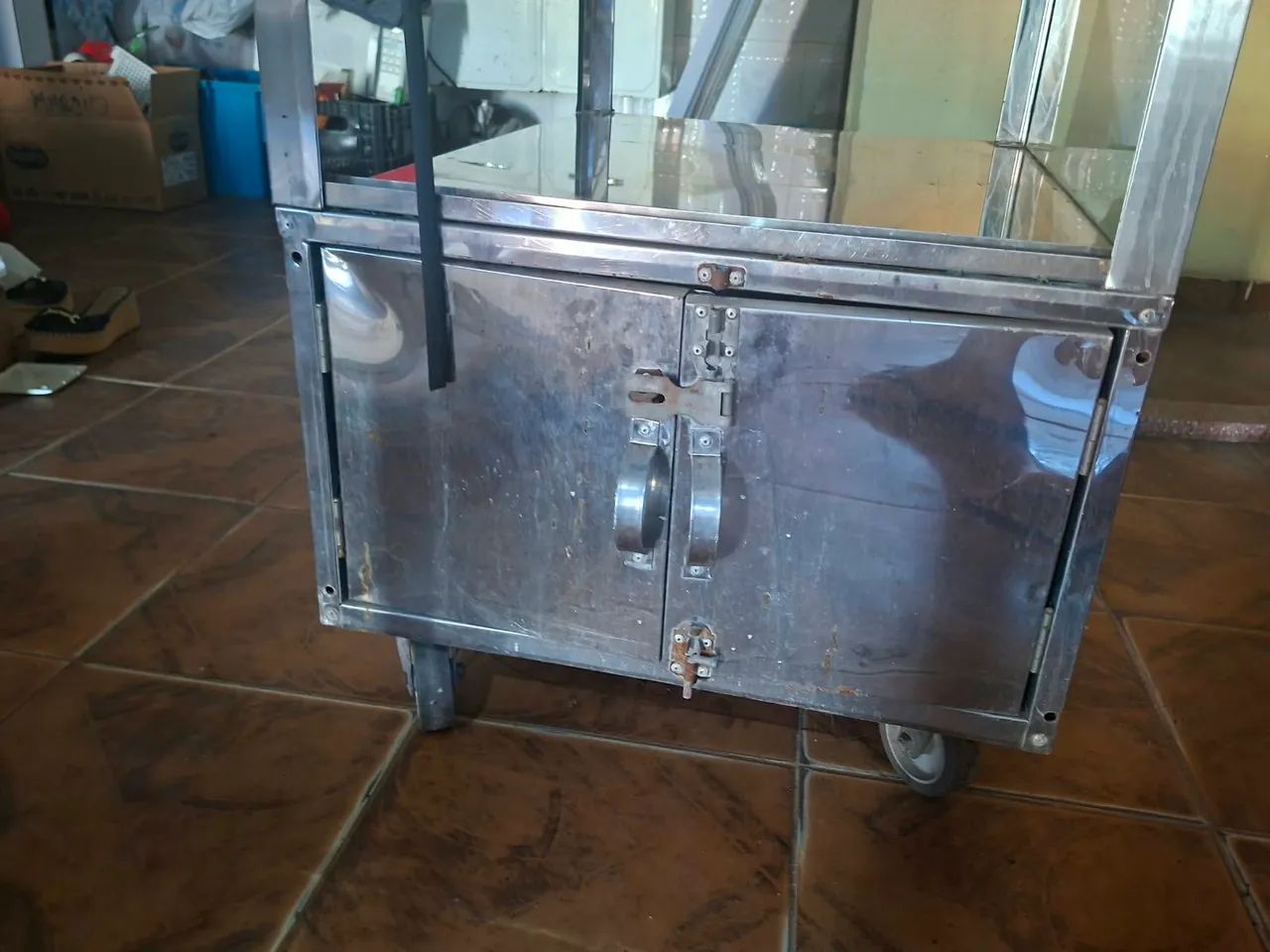 Carrinho expositor de inox com rodinha  - Foto 5
