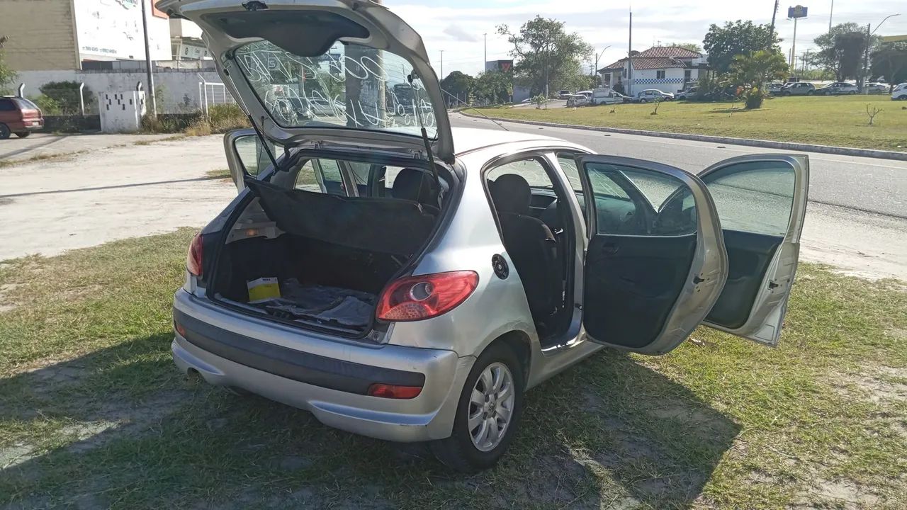 Peugeot 207 2010