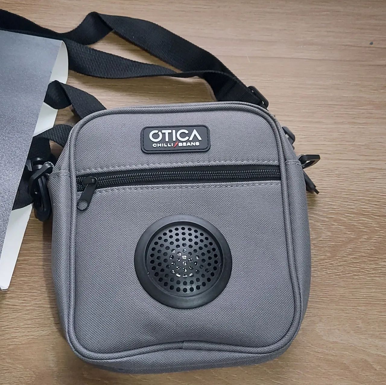 Shoulder Bag com Speaker da Ótica Chilli Beans - Foto 3
