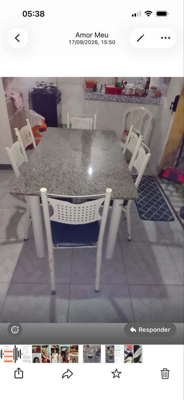 Oportunidade de comprar uma linda mesa