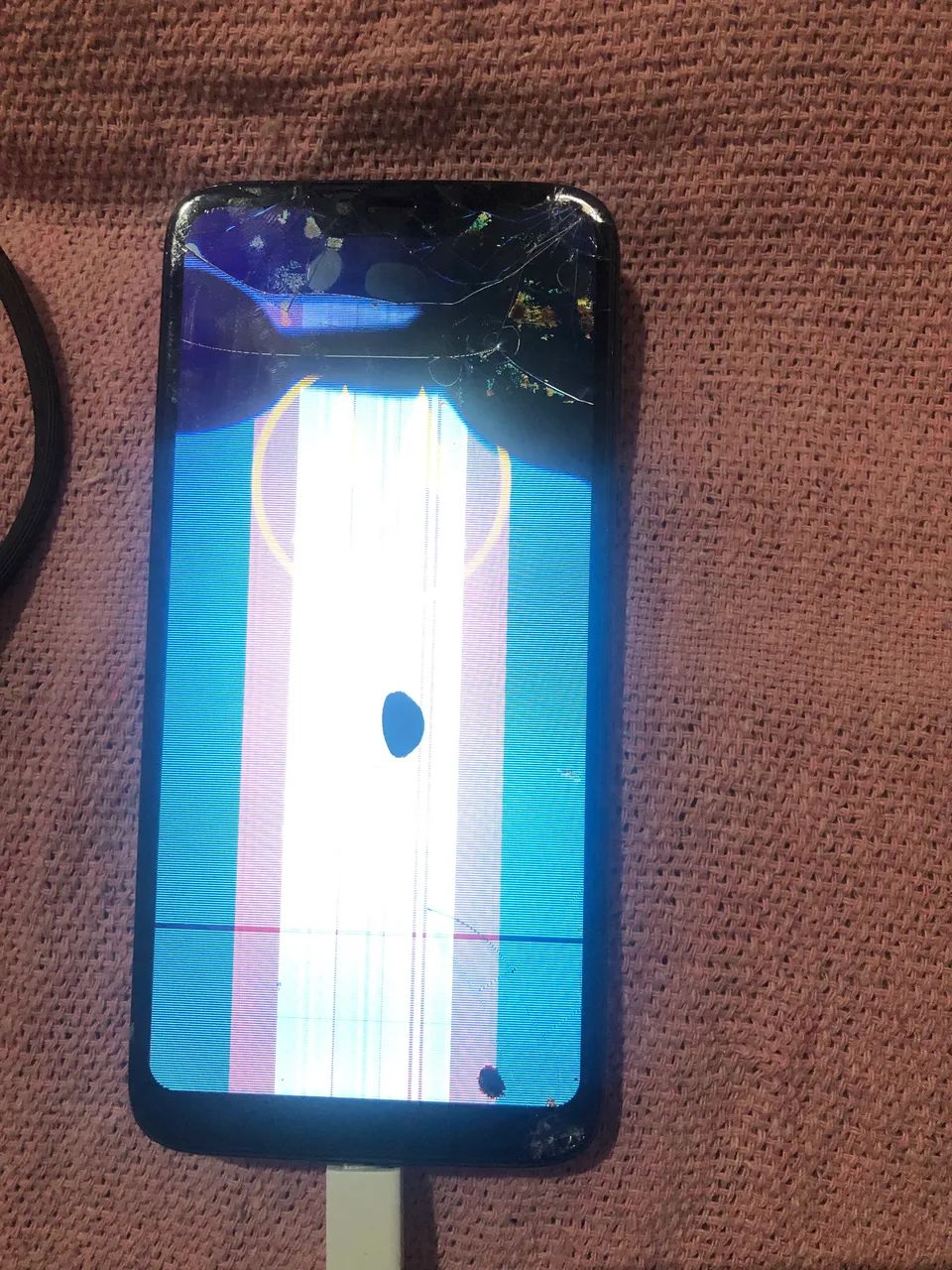 Celular cristal quebrado 