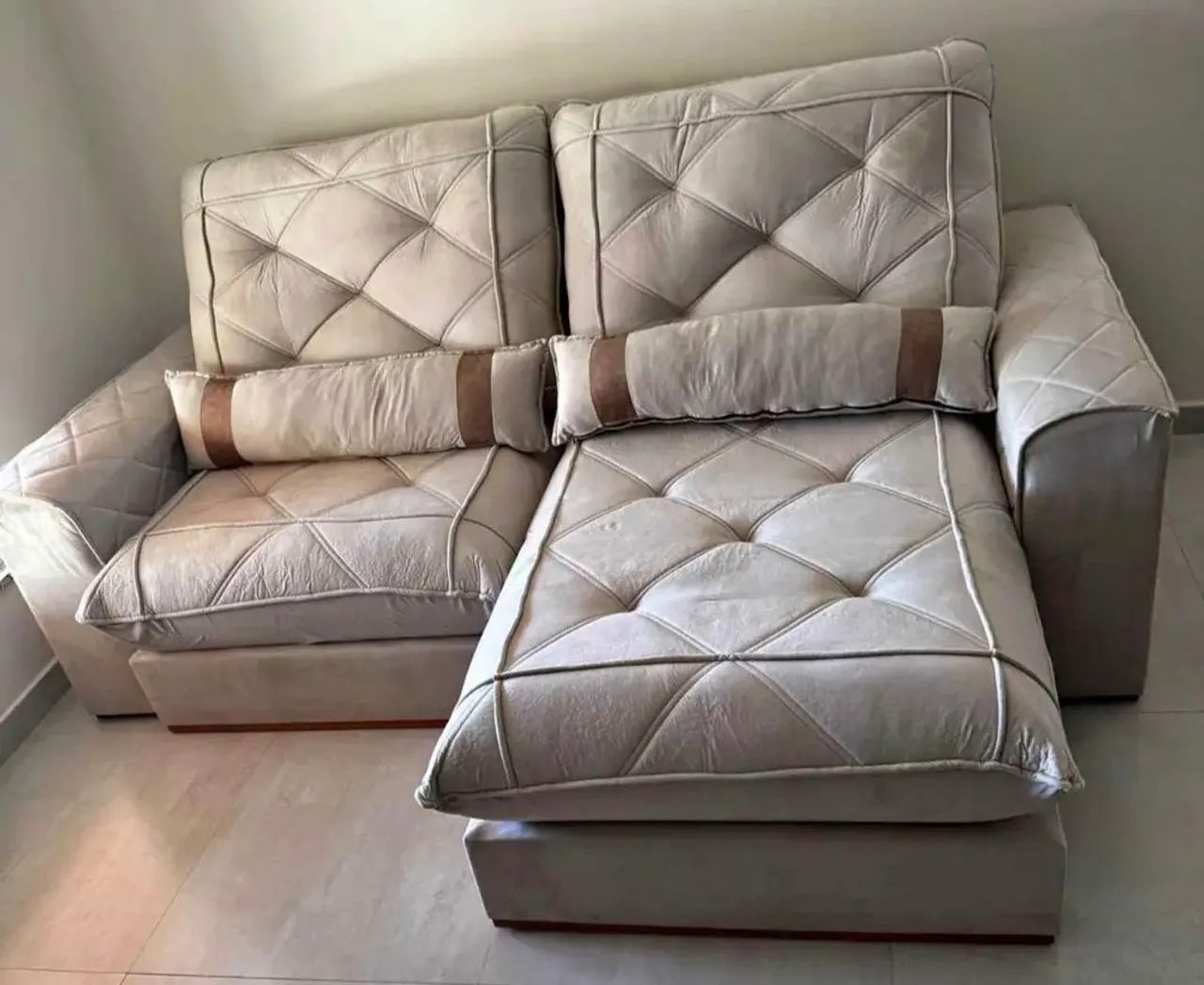 SOFÁ RETRÁTIL E RECLINÁVEL 2,50m Vicam029 Molas ENSACADAS   - Foto 4