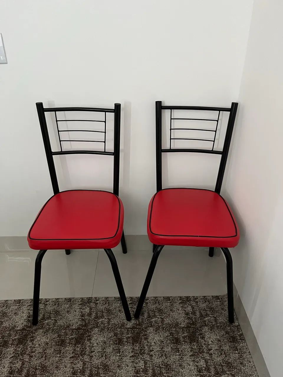 2 cadeiras  - Foto 2