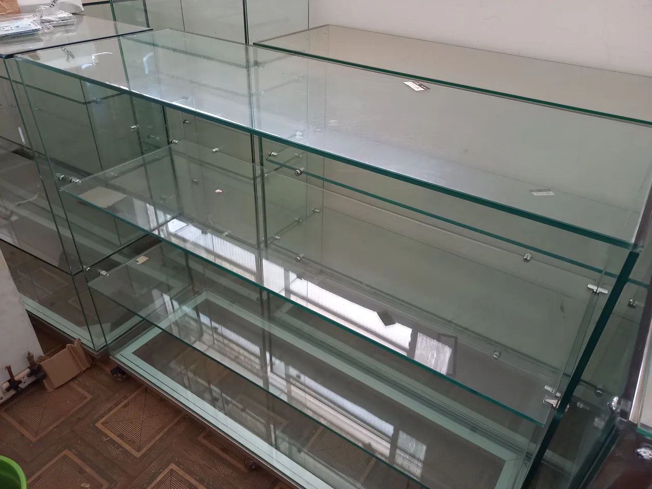  Vitrines para lojas varios modelos - Foto 3