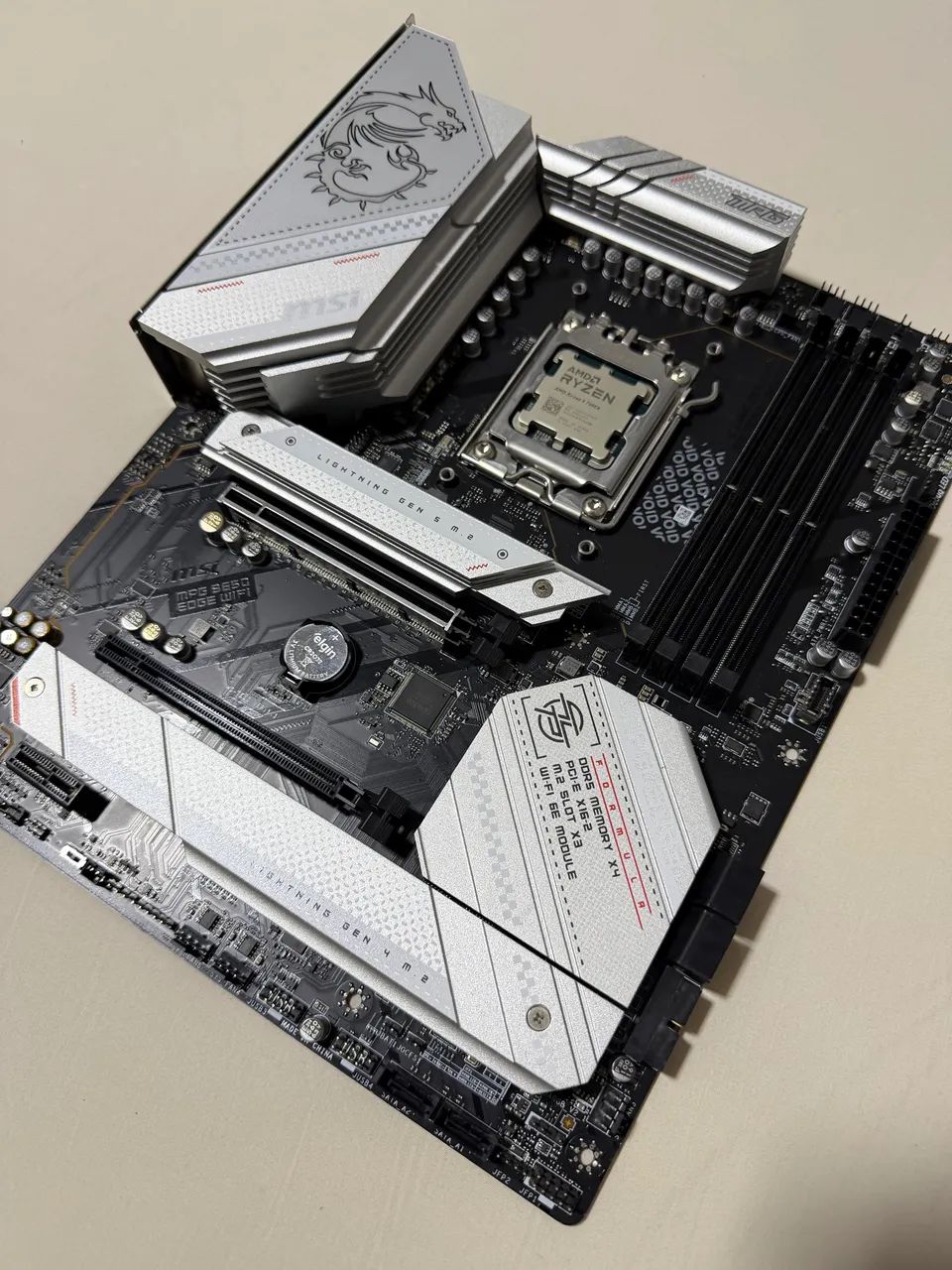  PLACA MÃE B650 MSI EDGE WIFI  - Foto 3