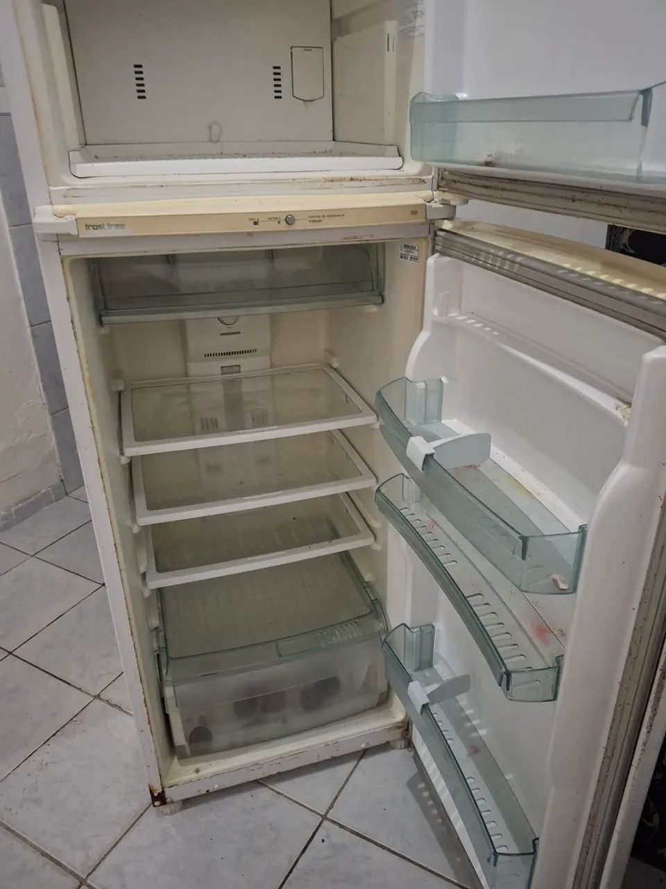 Vendo geladeira  - Foto 3