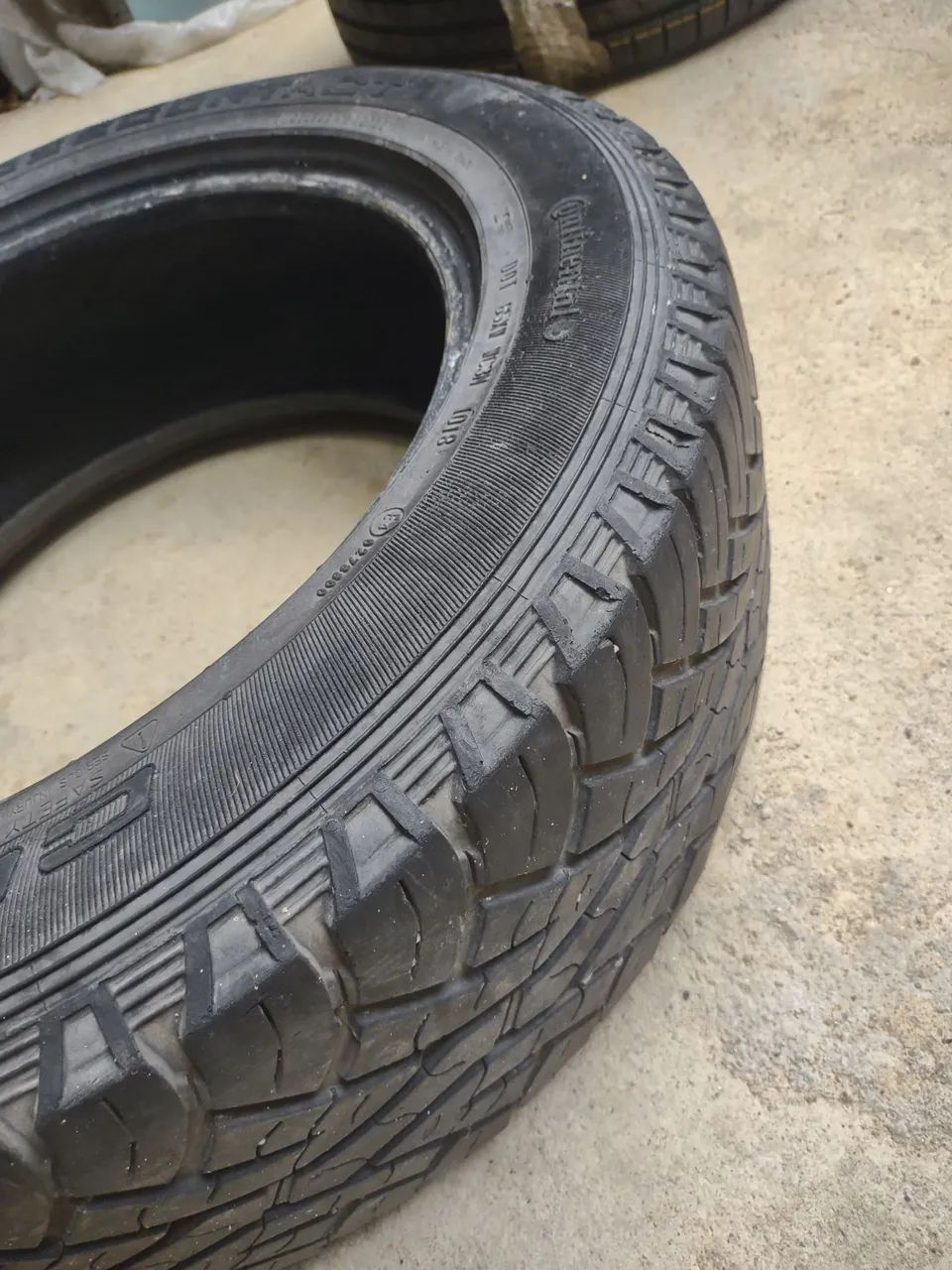 Pneu continental aro 16 - 205/60R16 - Foto 3