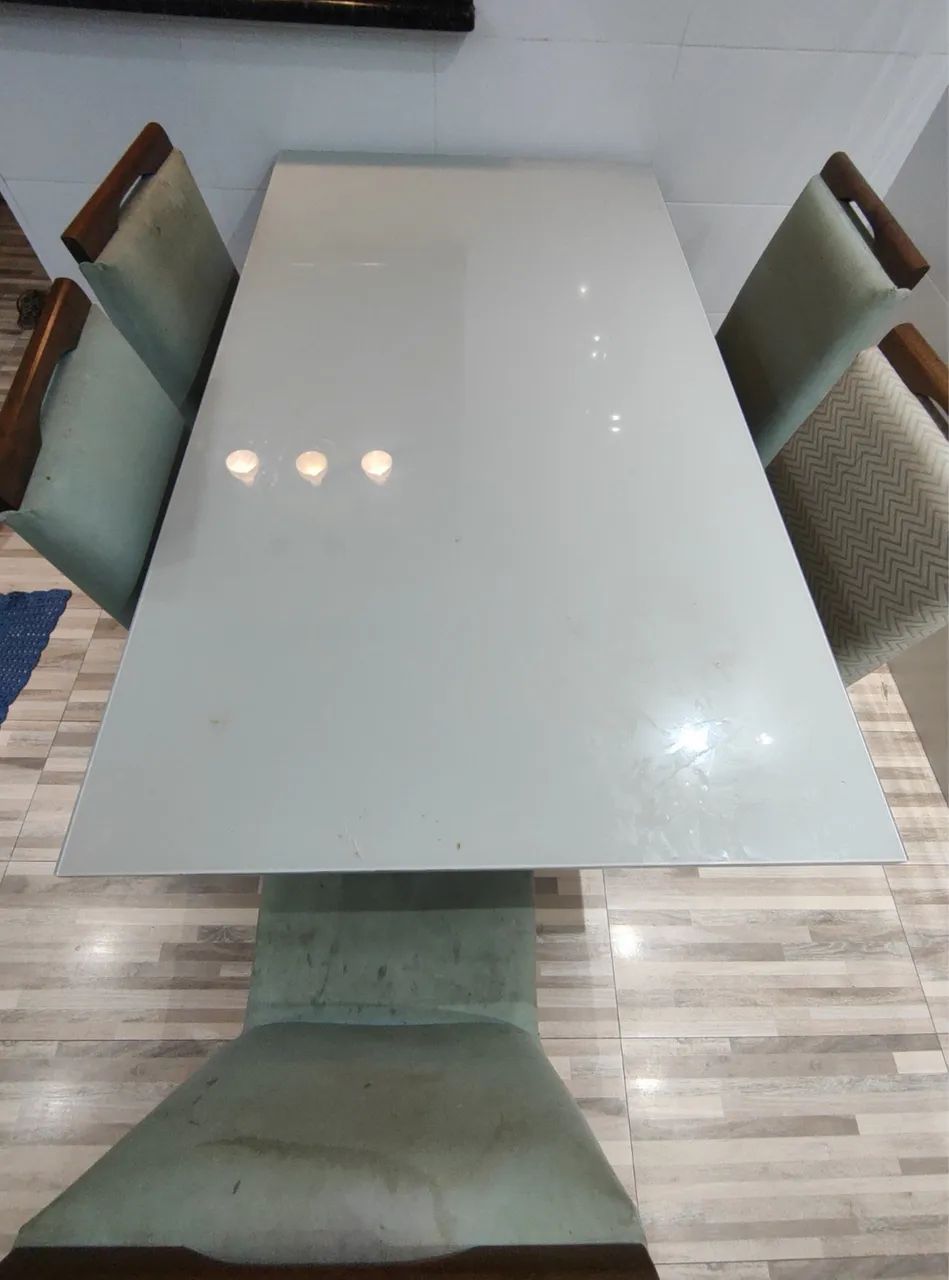 Mesa laca branca de jantar com 6 cadeiras  - Foto 4