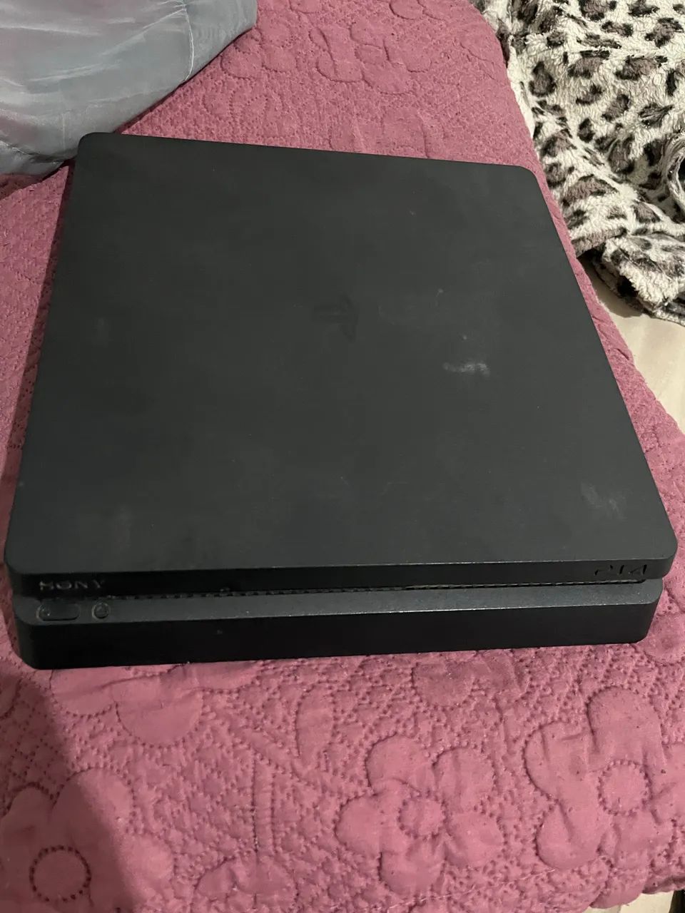 Ps4 256 gb 3 manetes 