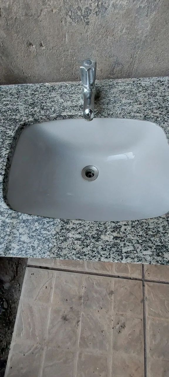 Pias granito65578331846019123