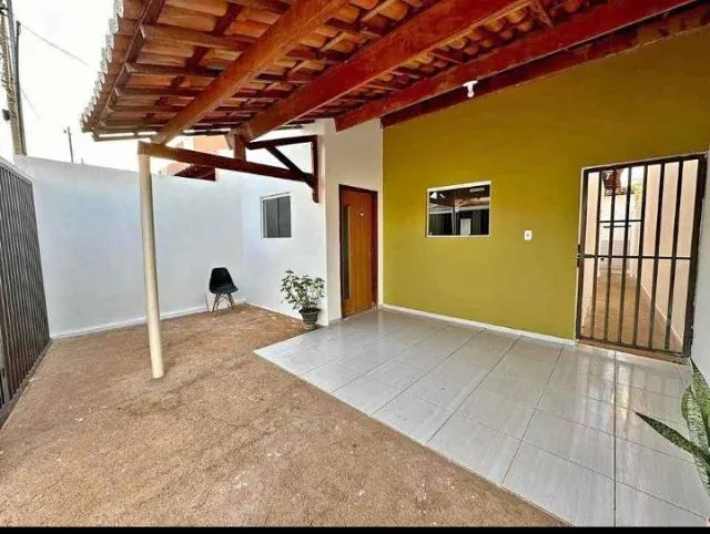 Casa com dois quartos bem cuidada e agradável