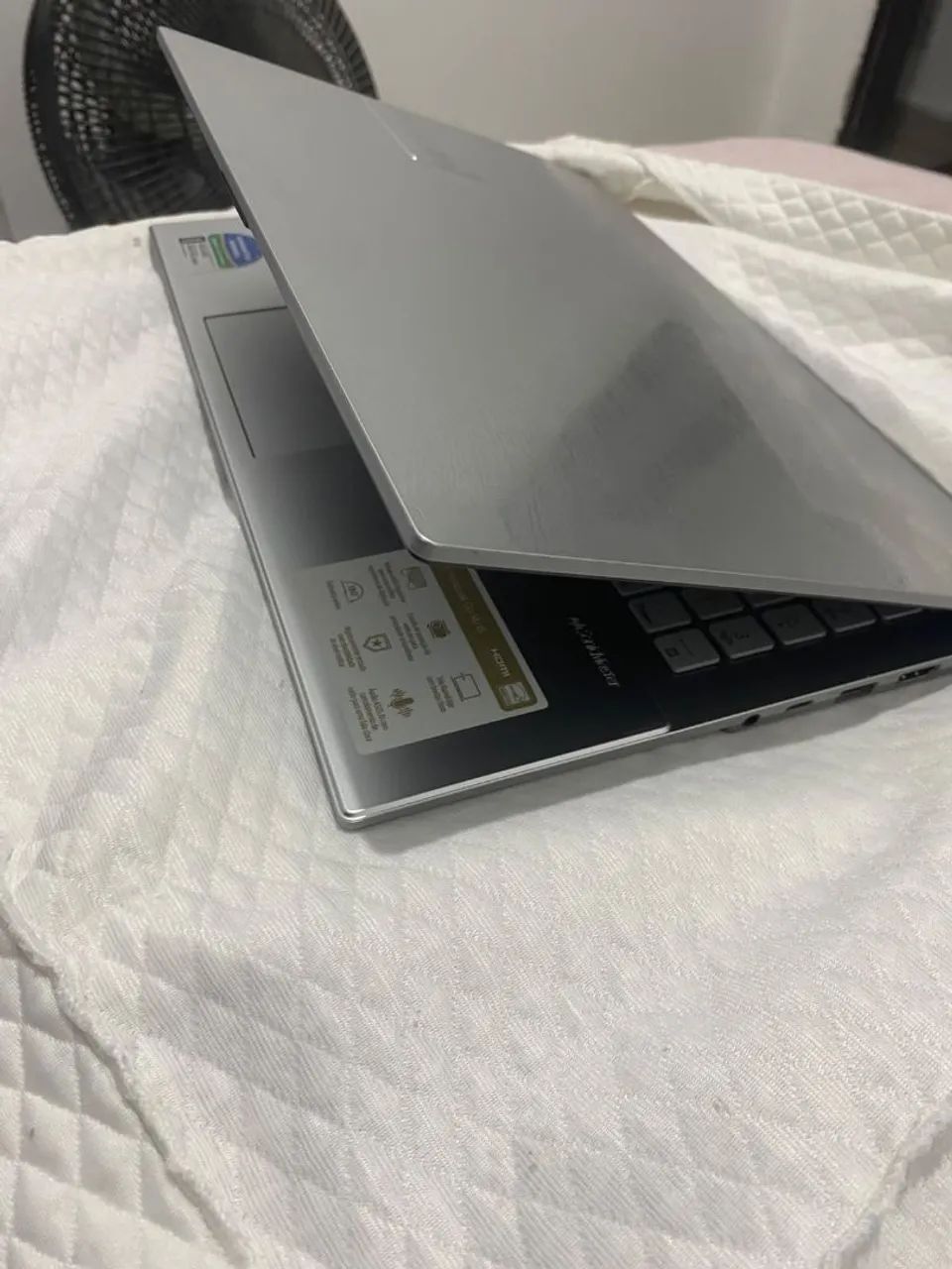 Notebook ASUS  - Foto 3
