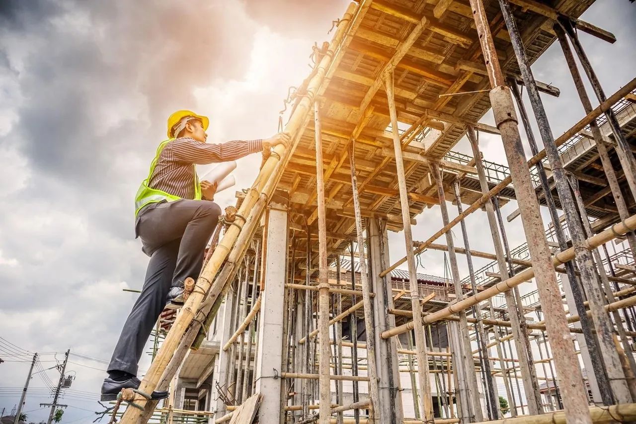 Vaga para ajudante geral em obra 