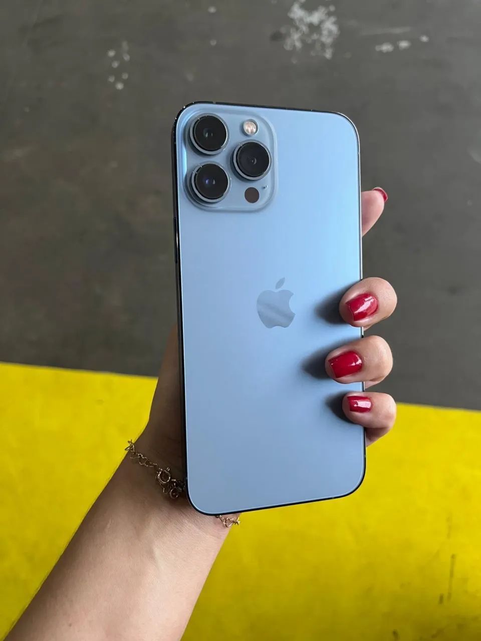 iPhone 13 Pro Max- 128gb