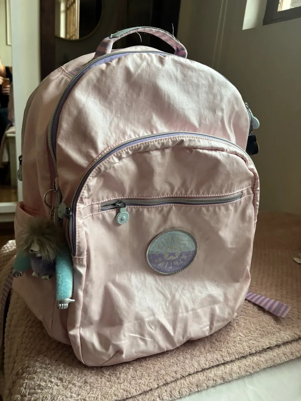 Vendo mochila Kipling semi nova - Foto 2