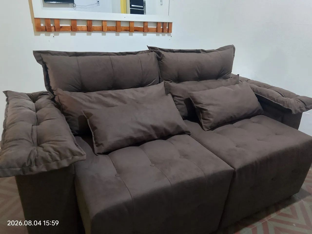 Sofá retrátil e reclinável 