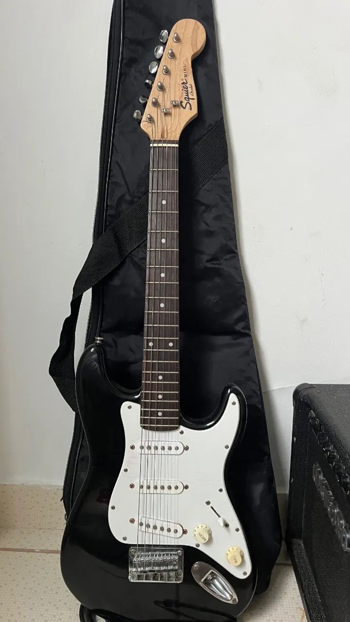 Fender Squier Mini Stratocaster - Instrumentos musicais - Jardim
