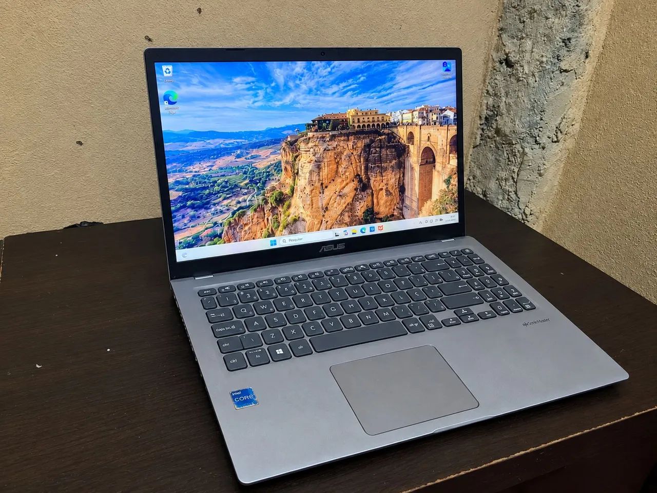 Notebook ASUS Vivobook 15 X1500EA i5 11ª Gen 8GB RAM SSD 256GB