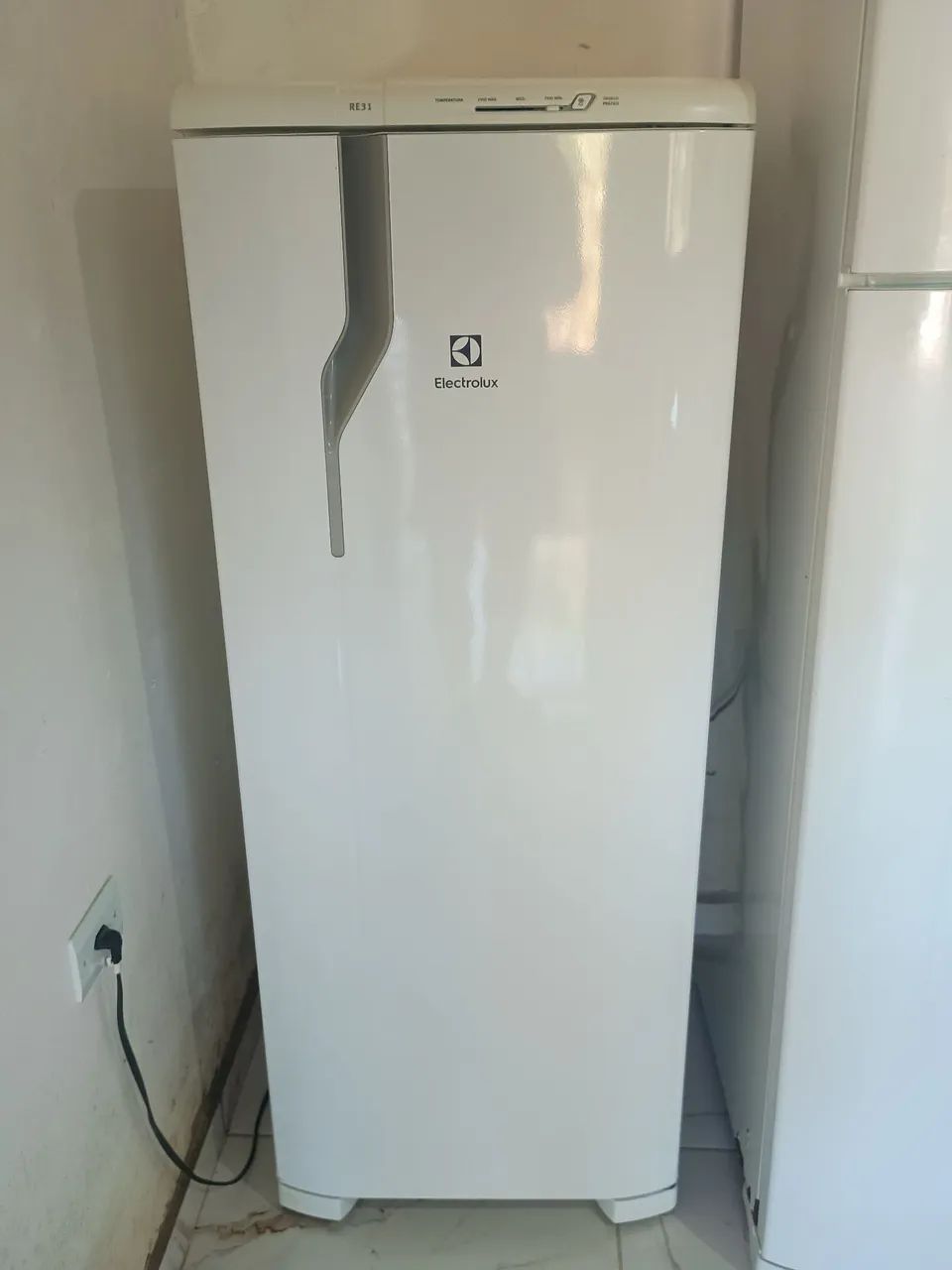 GELADEIRA 