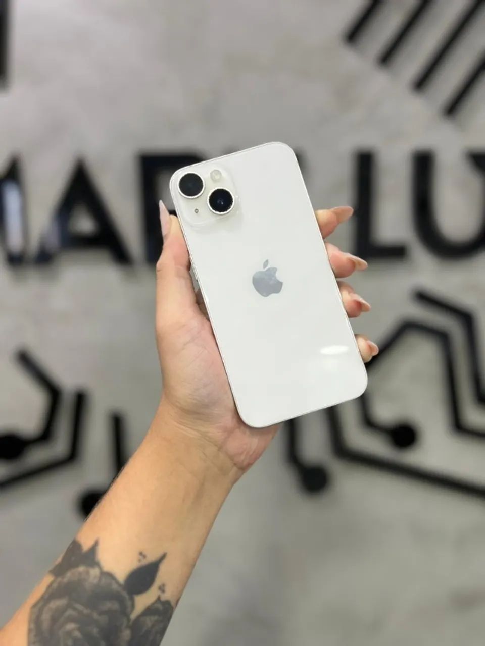 iPhone 14 Starlight 128GB SIMフリー iPhone 14 128GB STARLIGHT (seminovo) – LS