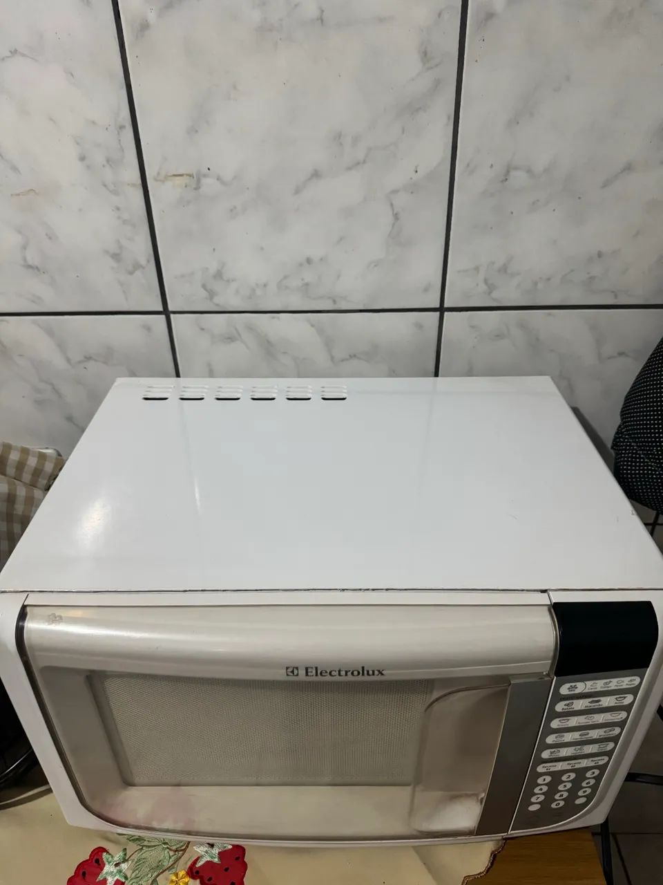 Microondas Electrolux 31L 220V - Foto 5