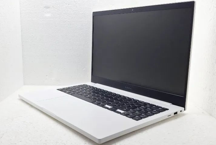 Vendo Notebook BRANCO Gamer Samsung Book Core i5 11ª Iris Xe com SSD NVMe - Foto 4