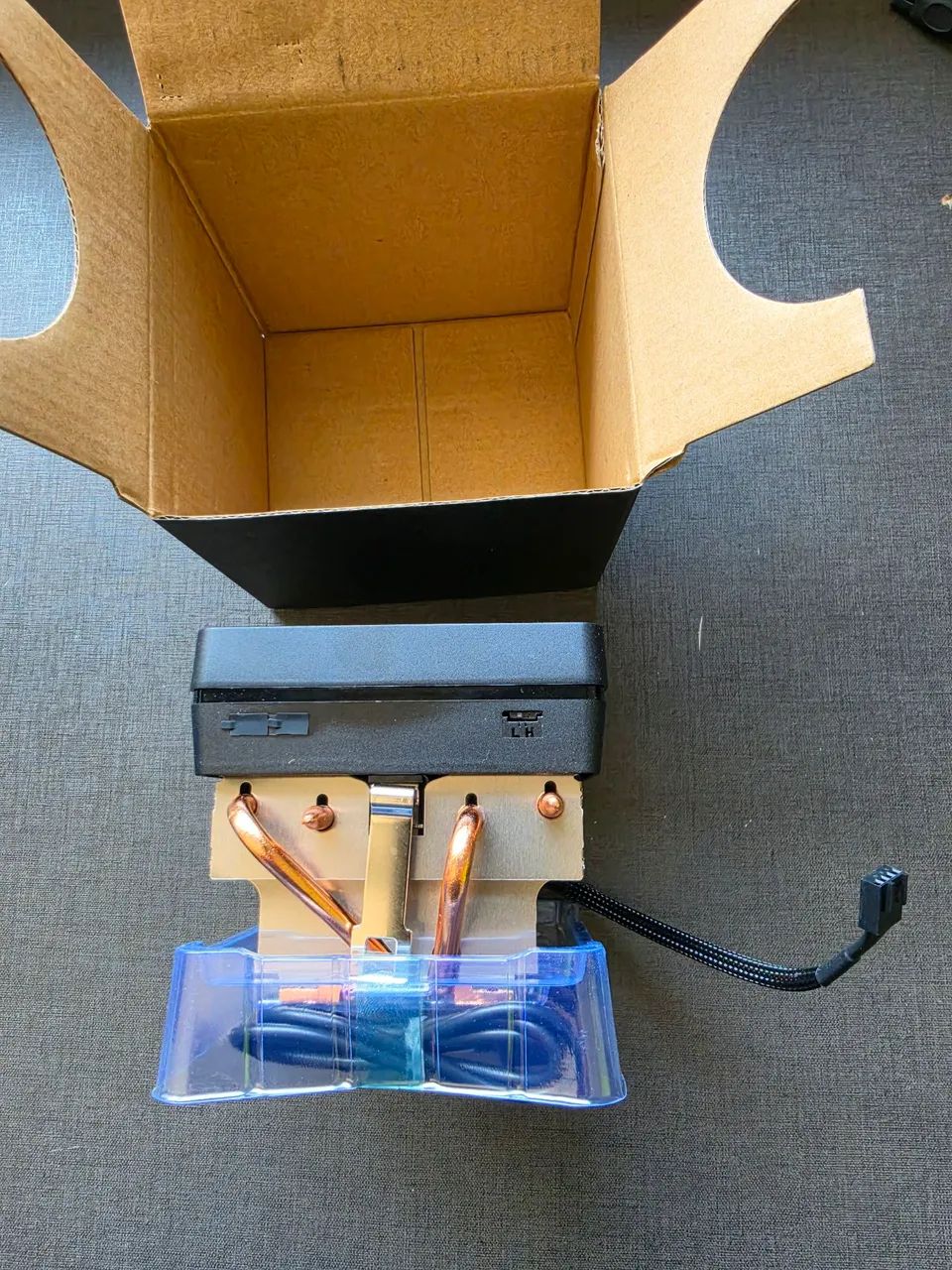 Air cooler AMD Wraith Prism  - Foto 2