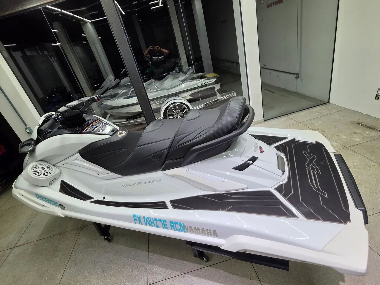 JET SKI YAMAHA FX CRUISER SVHO 2025 - Foto 2