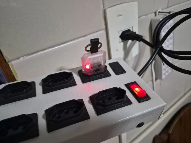  Filtro de Linha 10 Tomadas em Metal - Foto 4