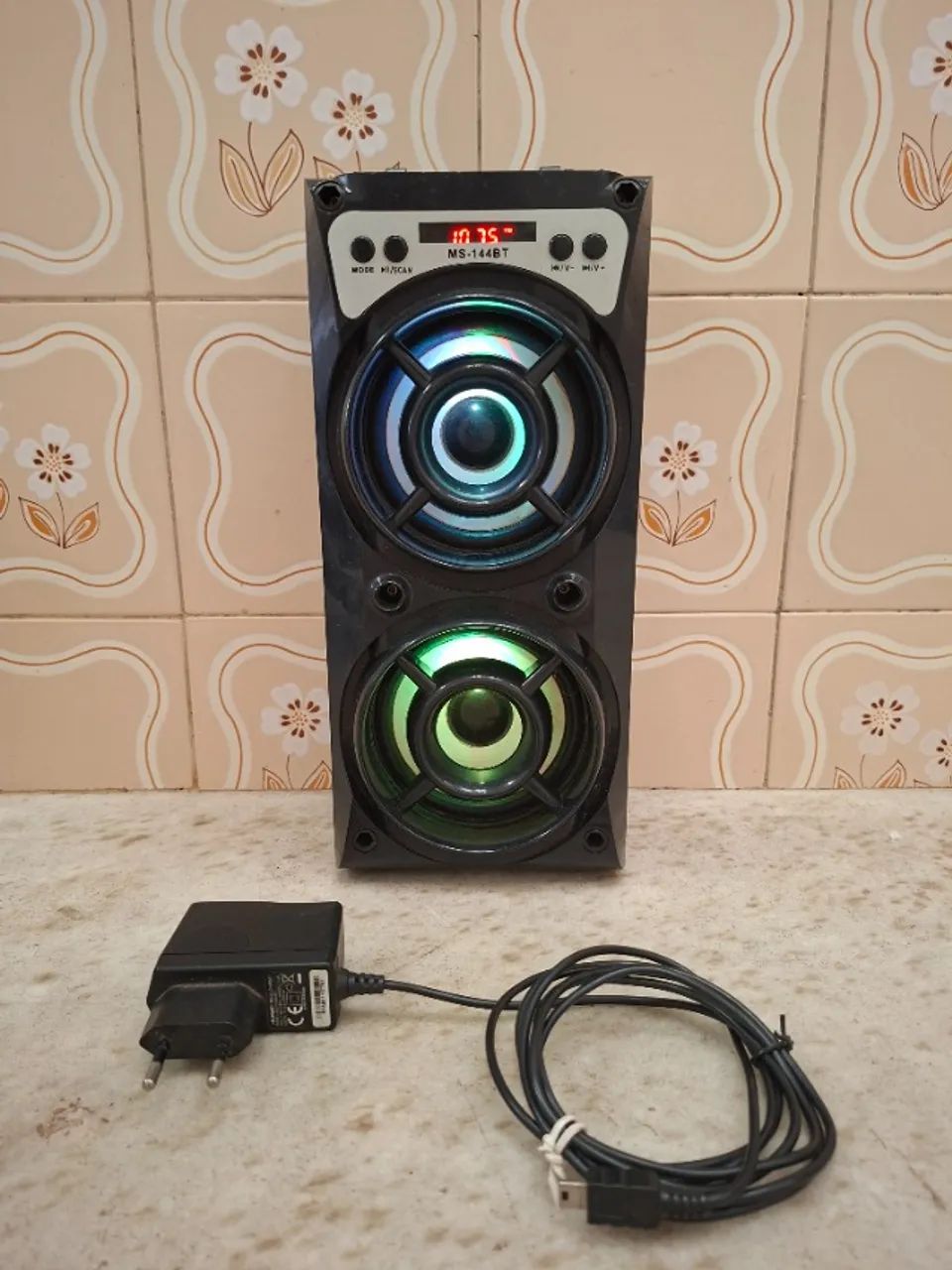 Caixa de Som Portátil Modelo MS-144BT