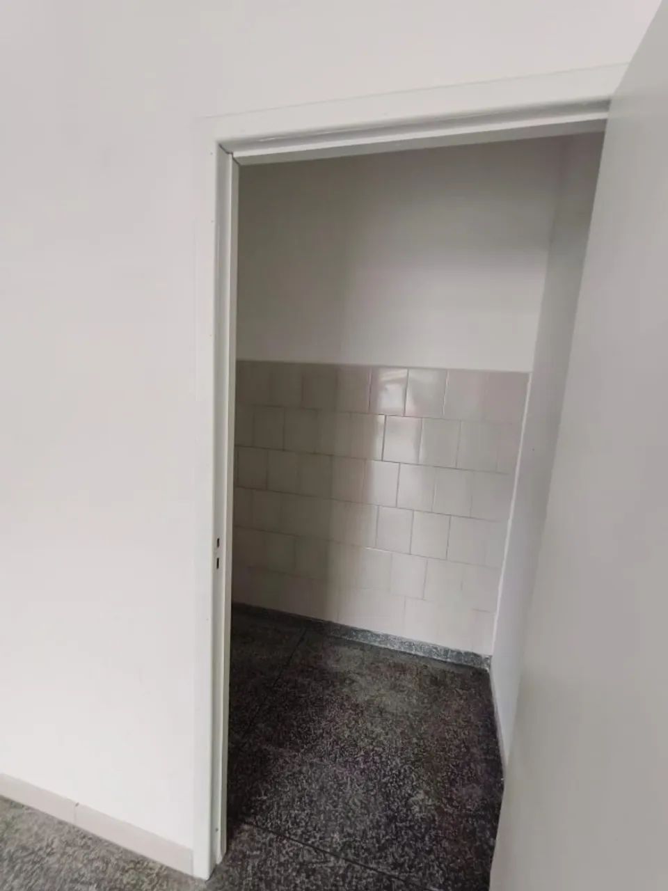 Aluga-se Sala Comercial Weissópolis Pinhais - Foto 3