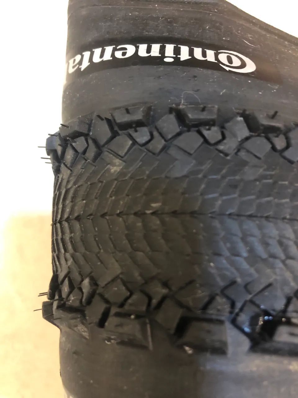 Pneu Continental Terra Hardpack 700 x 45 TR - Ciclismo - Jardim