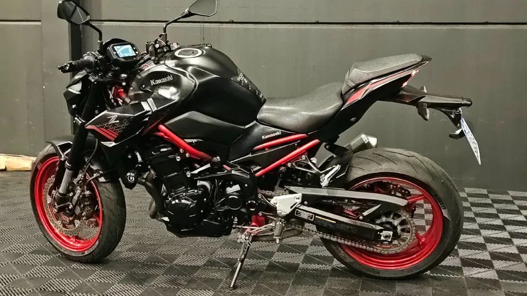 Z 900 2021 Preta - Foto 4