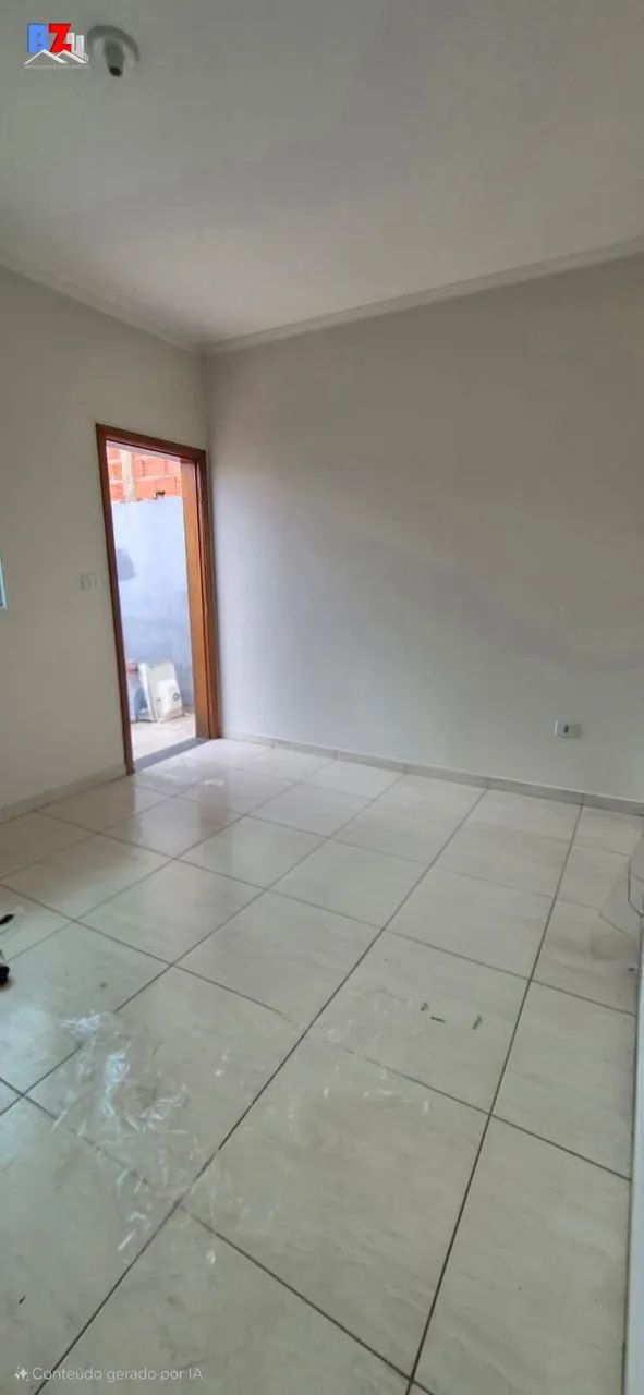 Casa para locação com quintal no Vale das Colinas - Foto 2