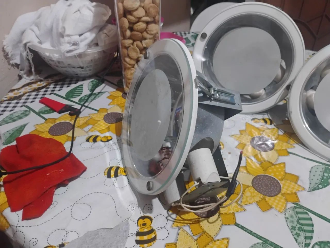 Vendo essas 3 luminárias 