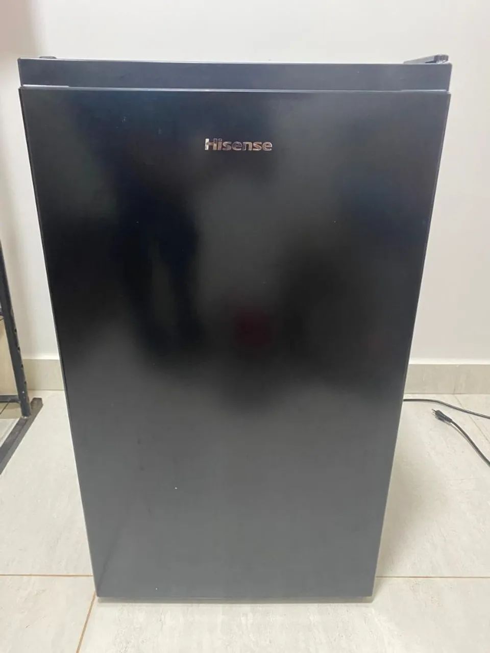 Frigobar Preto Hisense 90L (ler anúncio)