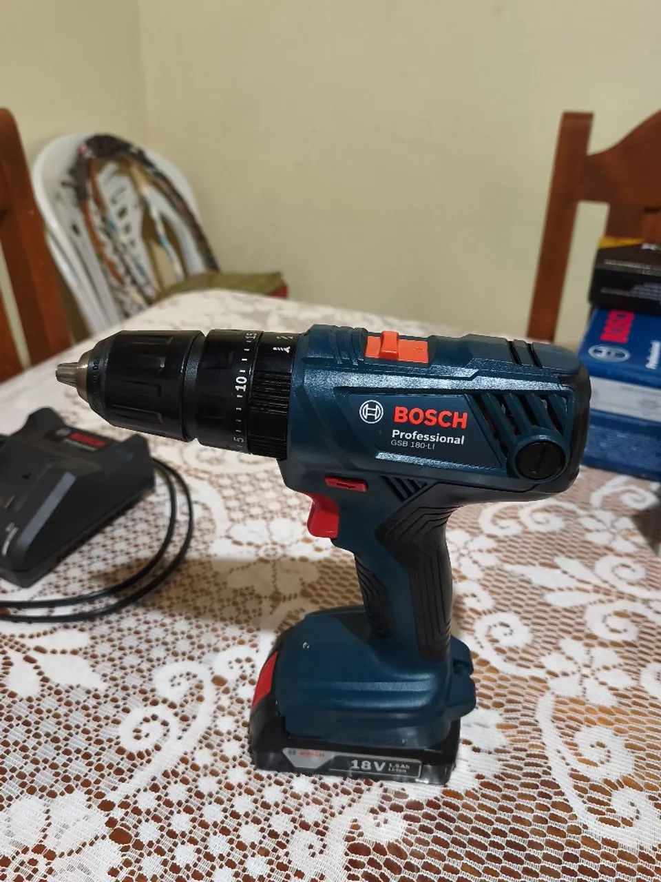 Parafusadeira Bosch 18V - Foto 3