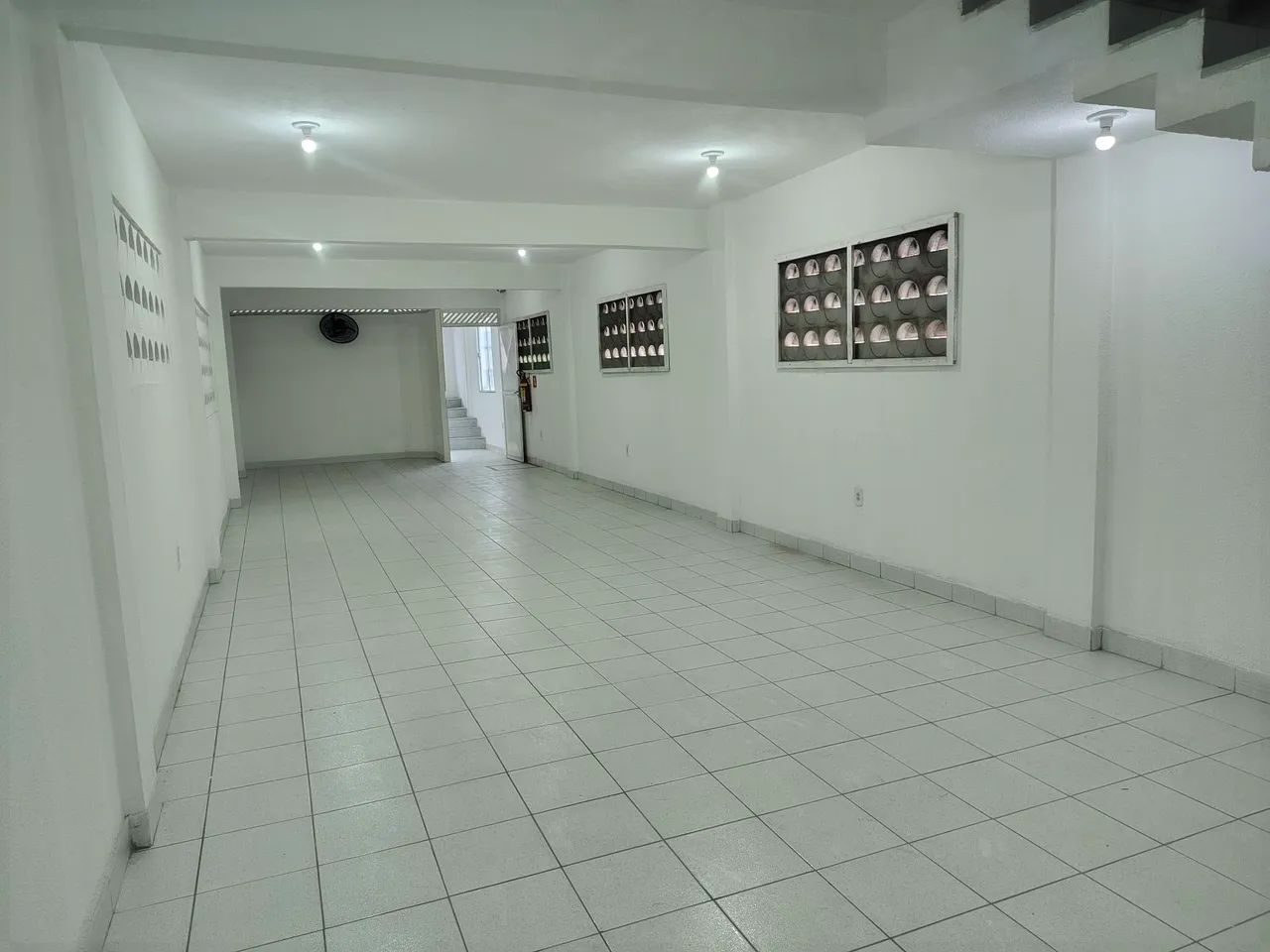 ALUGO PRÉDIO VOM 3 ANDARES NO JARDIM DAS OLIVEIRA  - Foto 5