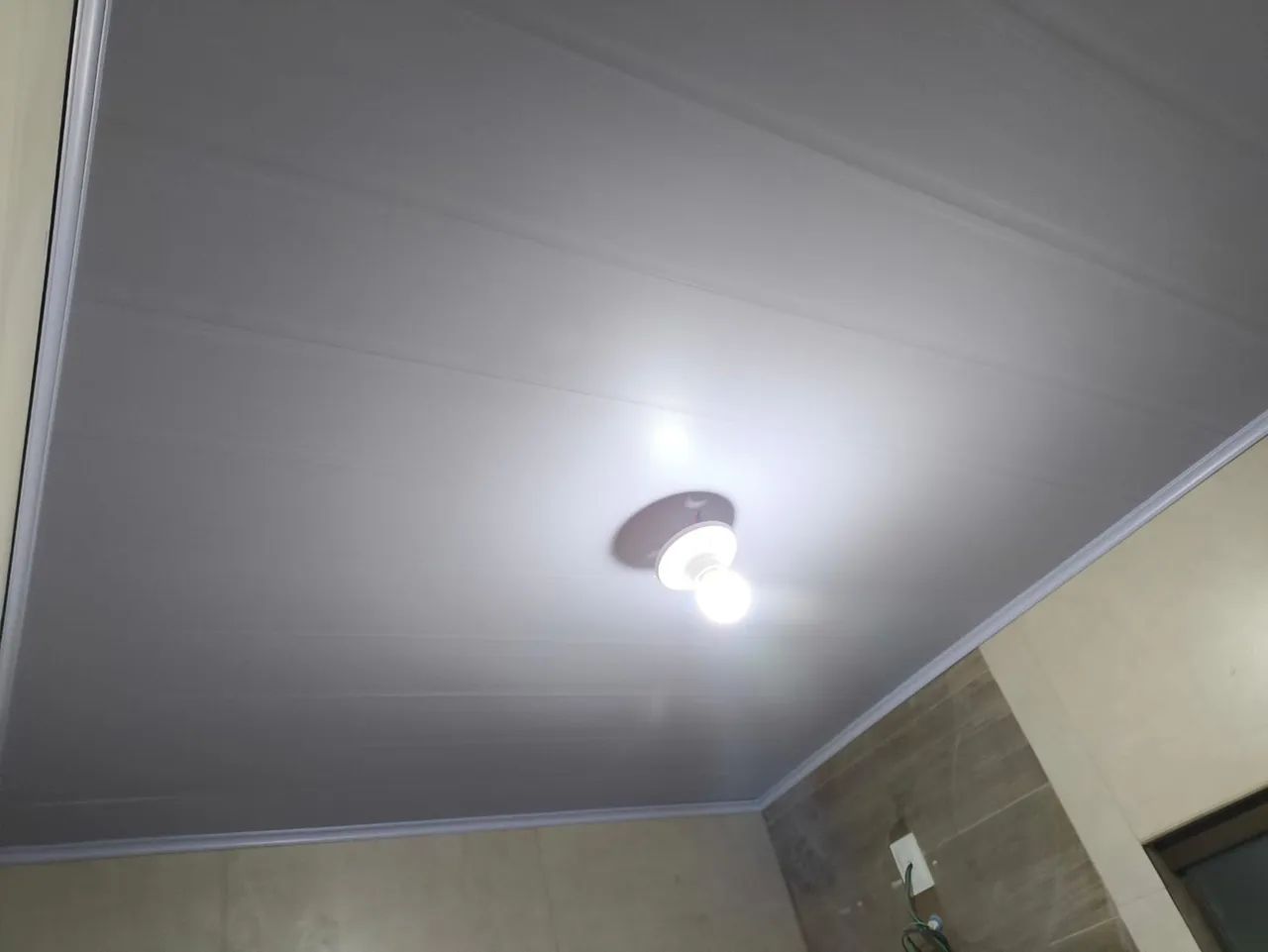 Forro pvc instalado variedades - Foto 2