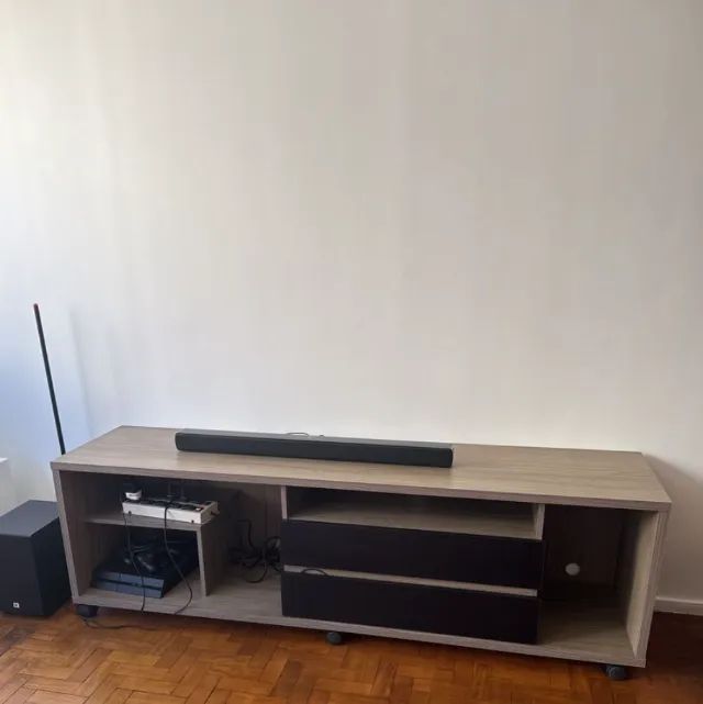 rack tok&stok mdf marrom e preto otimo estado - Foto 2