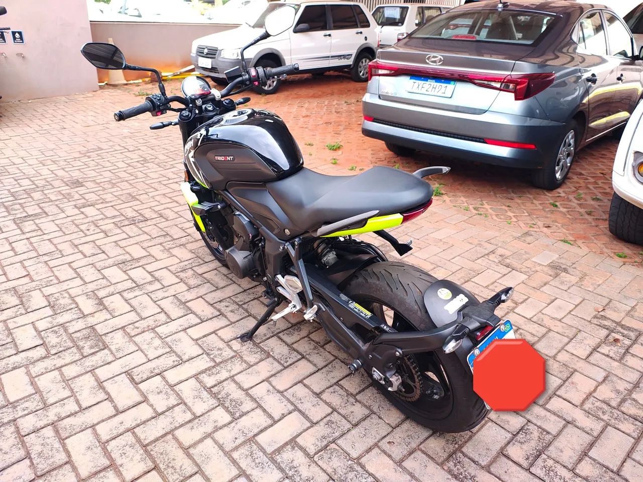 Triumph Trident 660 - Foto 5