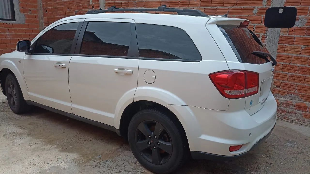 Fiat Freemont 2.4 16V 5P Aut. 2012 - Foto 3