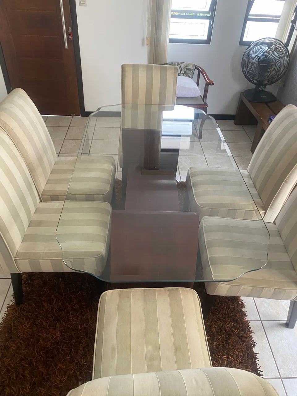 Mesa de vidro 6 lugares 