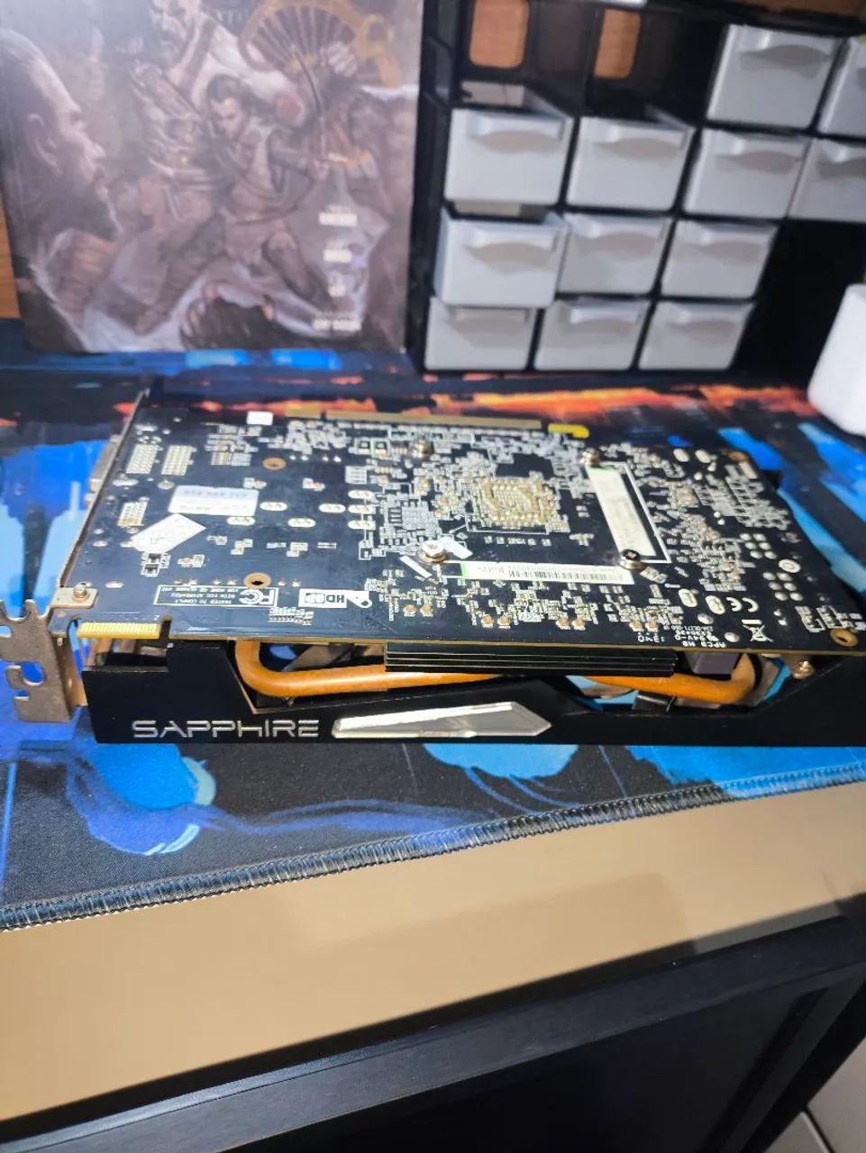 Placa de vídeo R9 200 series 4 gb - Foto 2