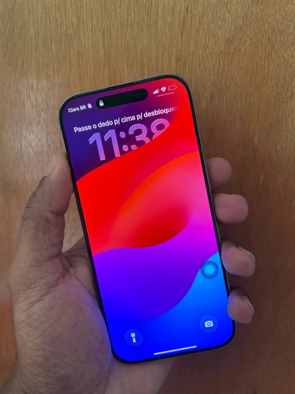 iPhone 16 pro - Foto 2