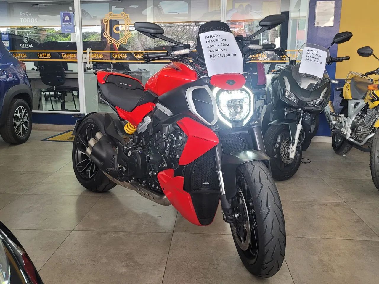 Ducati Diavel V4 