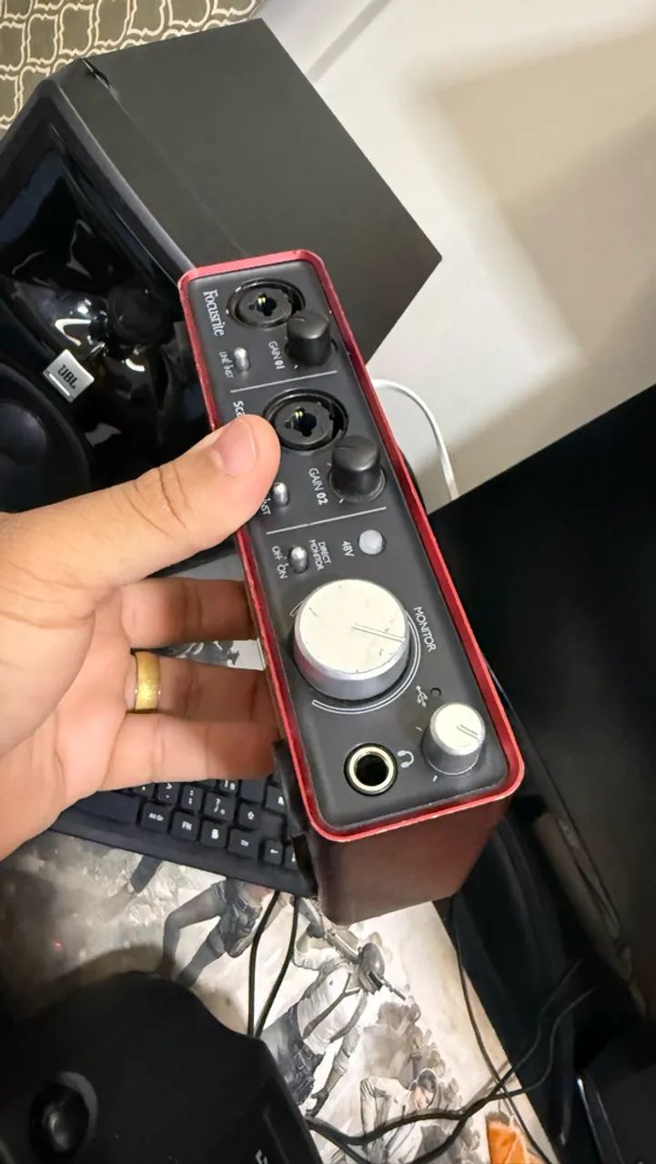 Interface Focusrite 2i2 2ªg - Foto 3