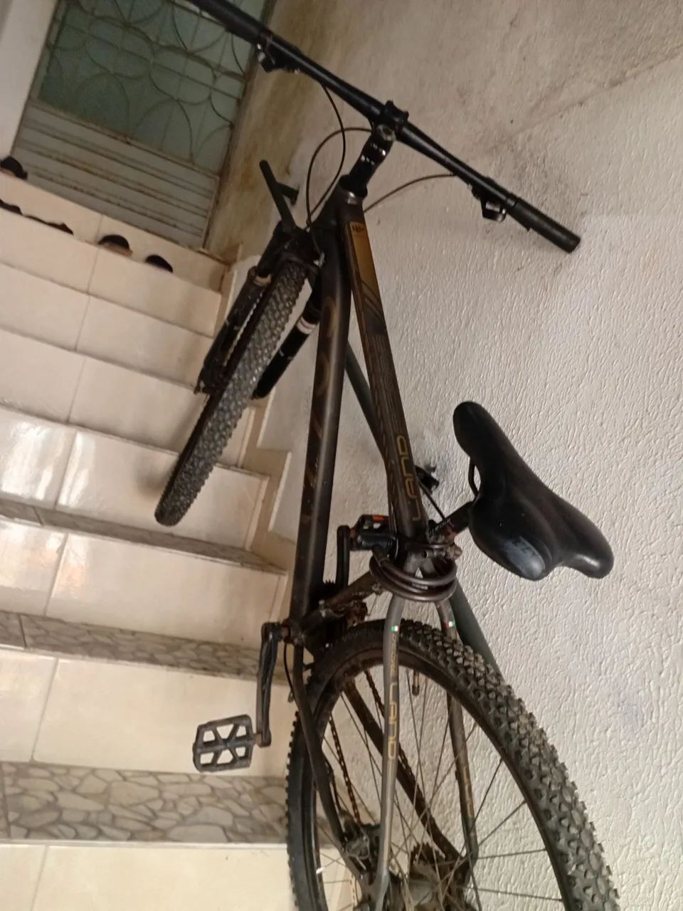 Bicicleta semi nova poucas vezes usada - Foto 2