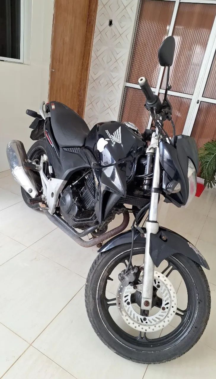 Moto CB 300 - Foto 2