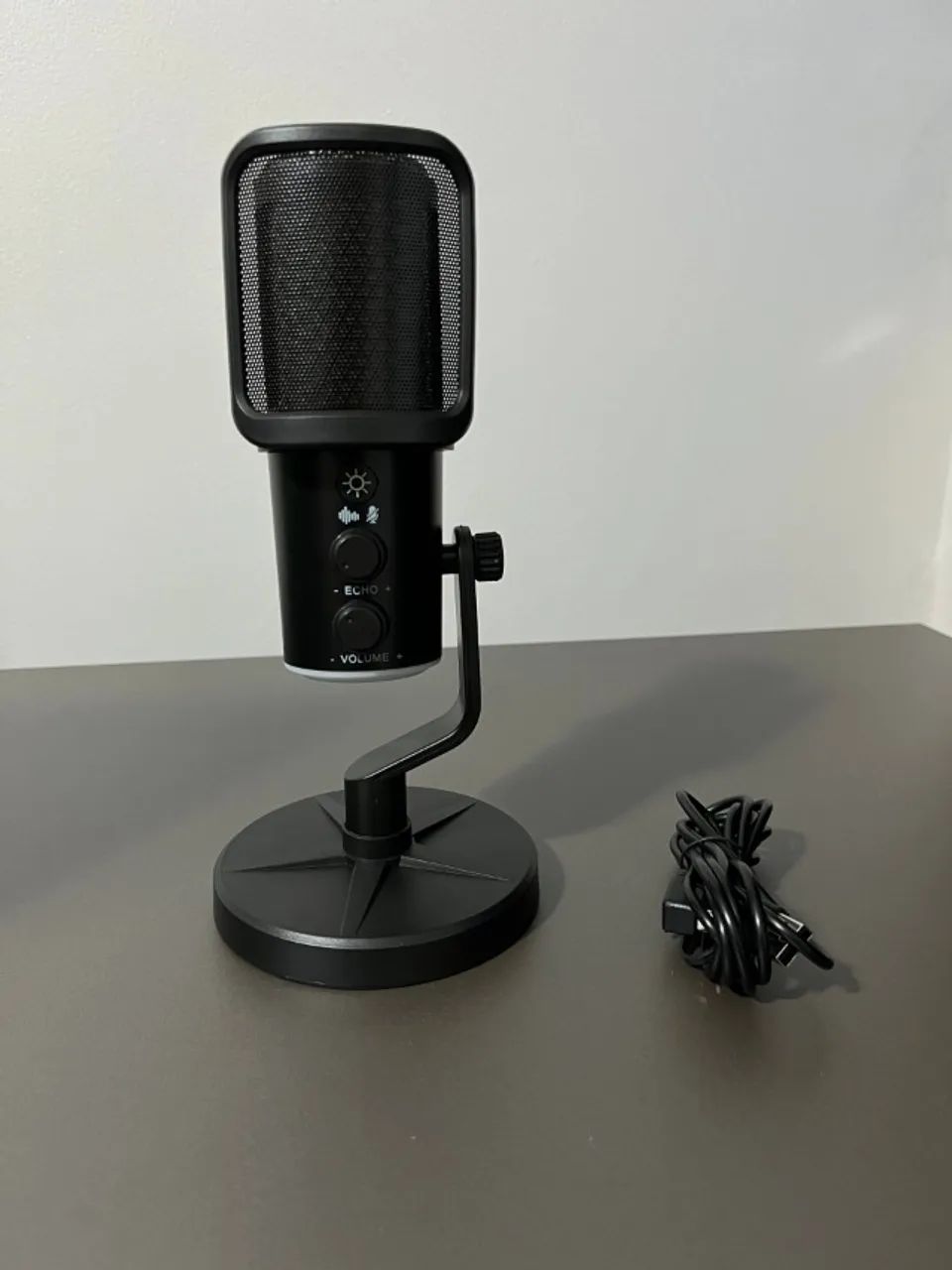 (Novo) Microfone de Mesa com RGB - Foto 2